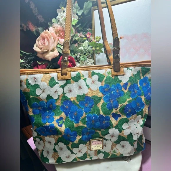 Dooney & Bourke Floral Double Handles Large Tote Shoulder Bag EUC - Picture 4 of 13